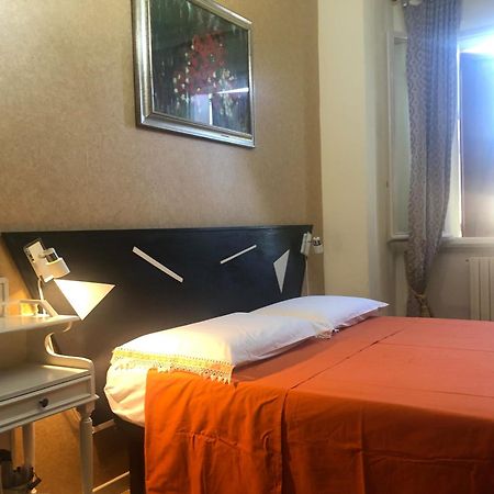 Bed and Breakfast La Finestra Sul Fiume Fossombrone Exterior foto