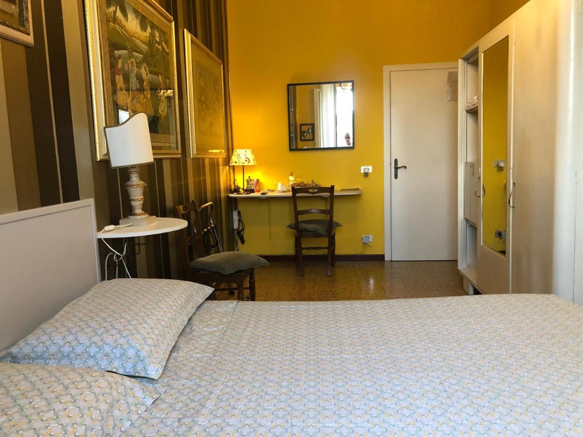 Bed and Breakfast La Finestra Sul Fiume Fossombrone Exterior foto