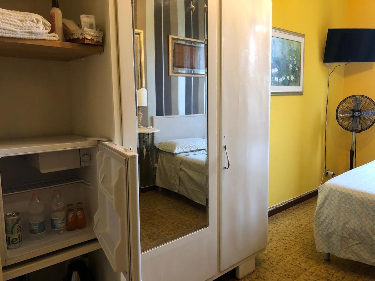 Bed and Breakfast La Finestra Sul Fiume Fossombrone Exterior foto