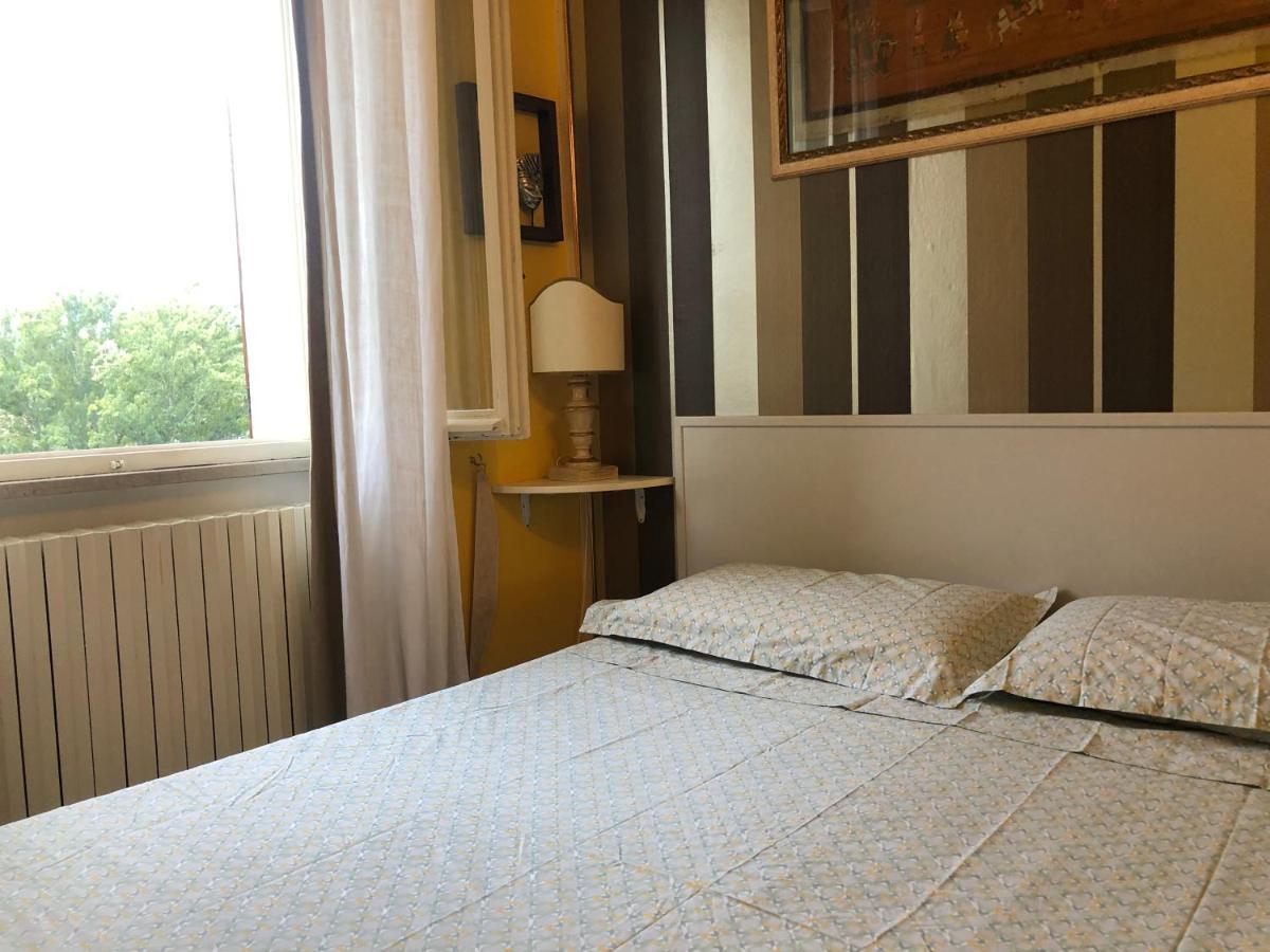 Bed and Breakfast La Finestra Sul Fiume Fossombrone Exterior foto