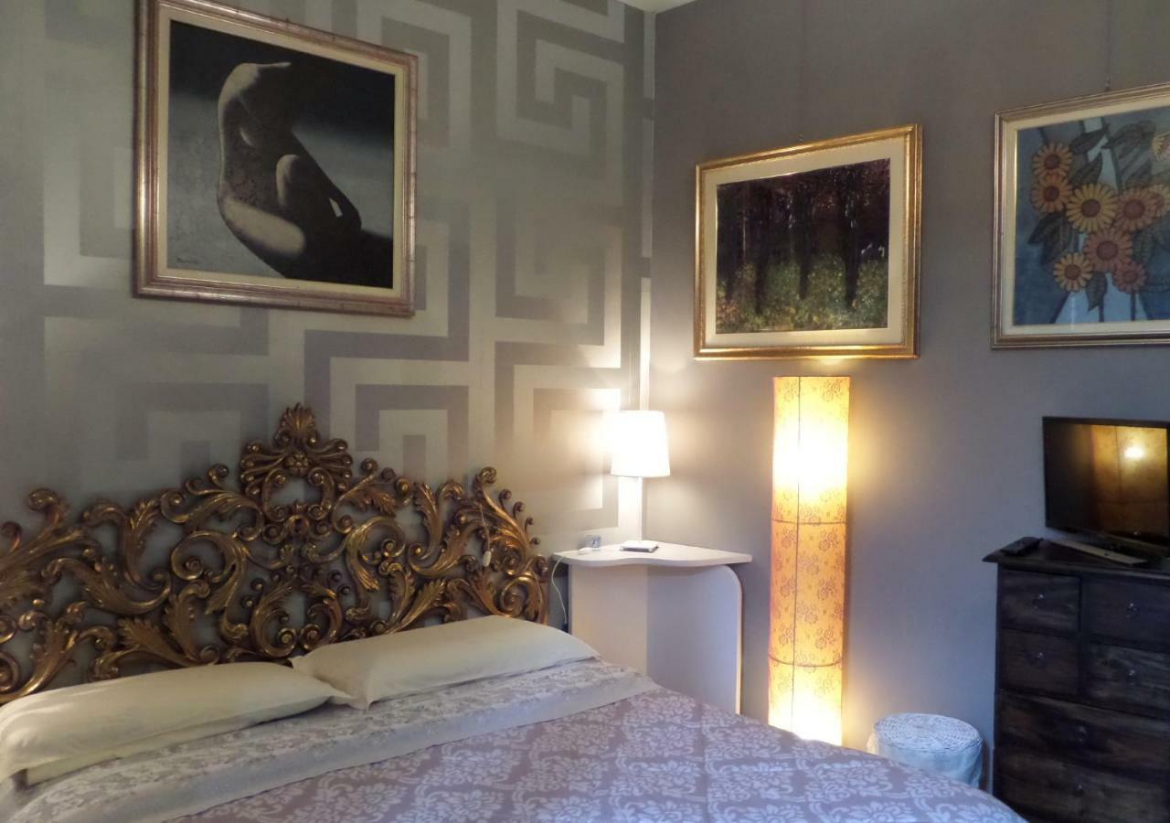 Bed and Breakfast La Finestra Sul Fiume Fossombrone Exterior foto